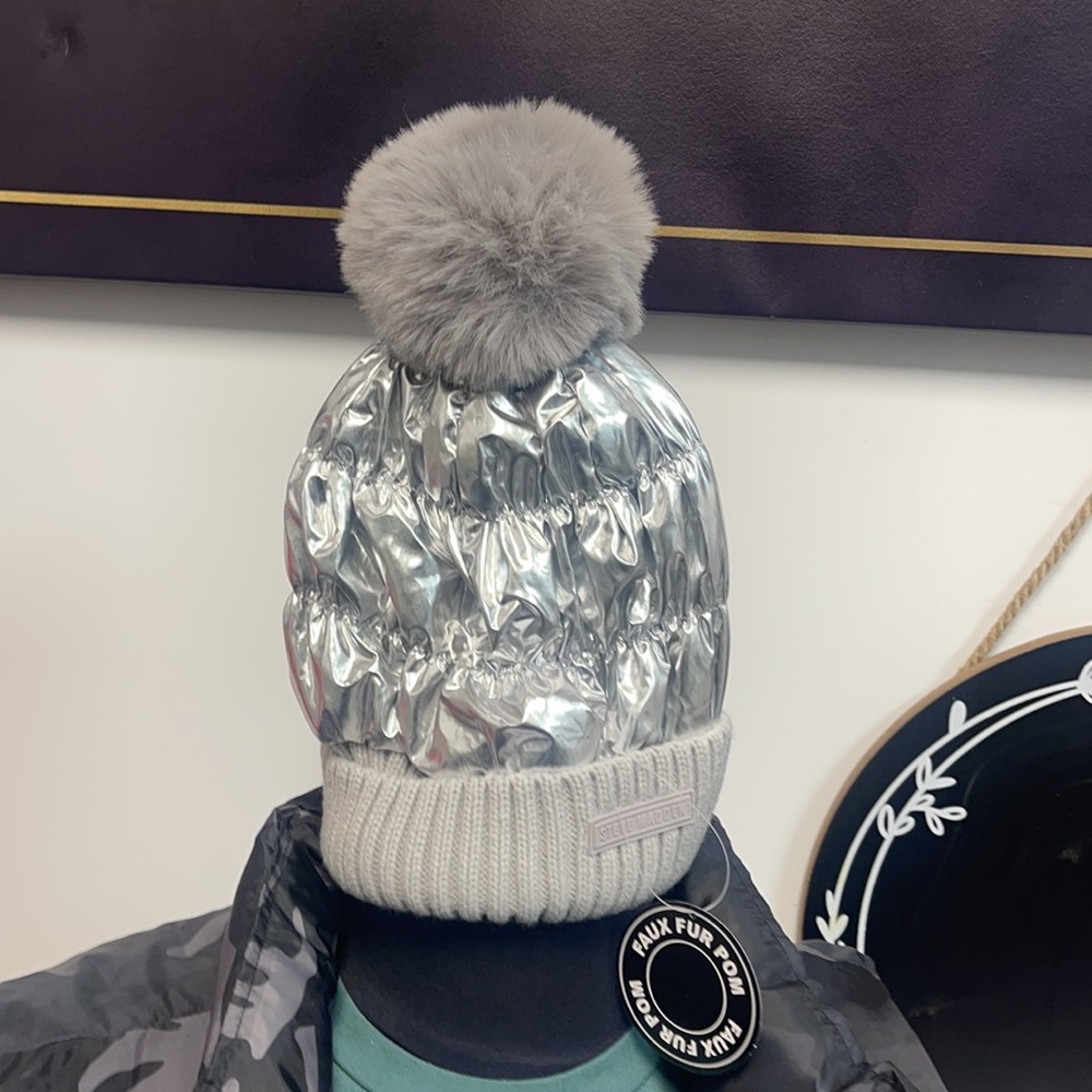🎁😊🎀STEVE MADDEN PUFF HAT - Picture 6 of 7